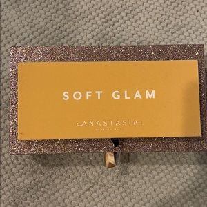 Anastasia Eyeshadow Palette Soft Glam